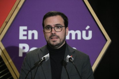 El ministre de Consum, Alberto Garzón, en un acte de campanya a Lloret de Mar.