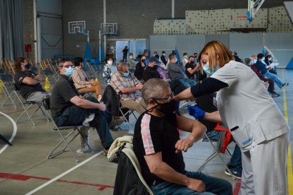 Imagen de un centro de vacunación en Cataluña.