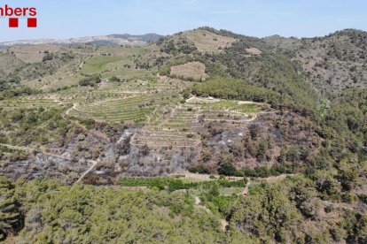 Apagado el incendio de Gratallops que ha consumido unas 4,3 hectáreas