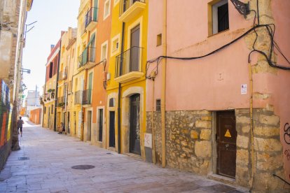 El carrer dels Ferrers, a la Part Alta, amaga una volta romana de més de 20 metres de llarg.