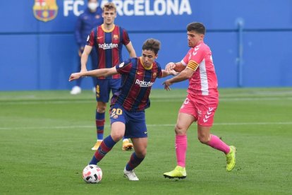 Un moment del Barcelona B-Llagostera de la setmana passada, que va acabar amb derrota dels gironinis (4-2).