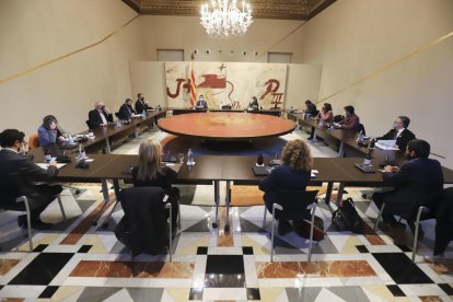 Pla general de la reunió extraordinària del Consell Executiu que ha de formalitzar el decret d'ajornament de les eleccions.