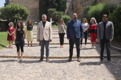 Pla sencer dels nous membres de l'equip de Govern de Tarragona.