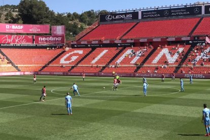 Inici del partit al Nou Estadi