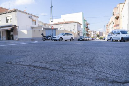 Un tramo del Camino Viejo de la Canonja, que se encuentra en un estado difícil para la circulación.