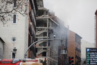 Imatge de l'edifici on s'ha produït l'explosió, a MAdrid.