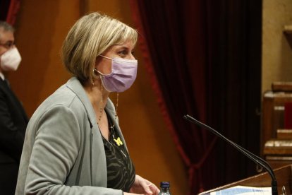 La consellera de Salut, Alba Vergés, intervé a la reunió de la Diputació Permanent del Parlament.