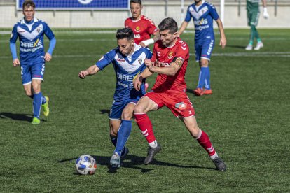 Robert Simón en un partit contra el Nàstic.