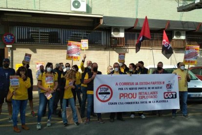 Los miembros del comité de huelga, delegados sindicales y representantes de los trabajadores se reunirán hoy con el alcalde y el concejal de Empresa y Empleo.