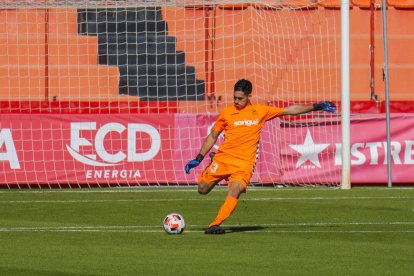 Gonzi, durant el Nàstic-Olot d'aquesta temporada, que va finalitzar amb 2-0 i, per tant, sense que el meta encaixés cap diana.