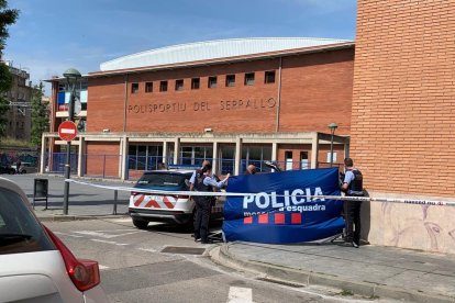 Imatge de la policia al lloc dels fets.