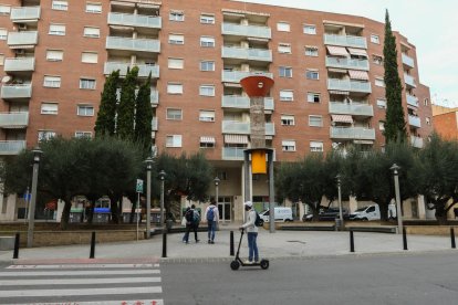 Una imatge d'arxiu de la plaça del Comte de Reus.