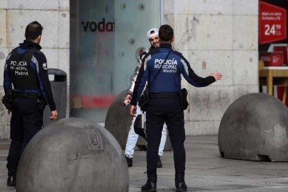 Imatge d'arxiu d'uns agents de la Policia Muncipal de MAdrid.