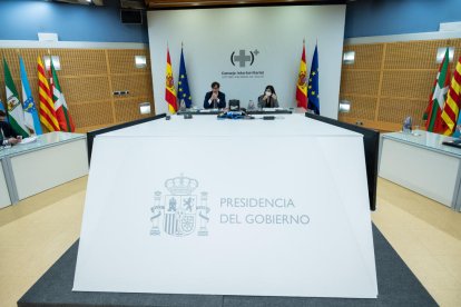 El ministre de Sanitat, Salvador Illa, i de la ministra de Política Territorial, Carolina Darias, a la reunió del Consell Interterritorial de Salut.