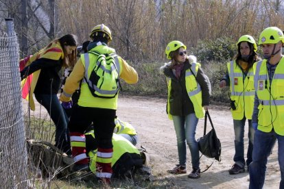 Sanitaris per la República atenent ferits a Medinyà