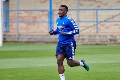 Buyla en un entrenament amb el Real Zaragoza.