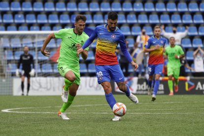 Carlos Martínez, durante el partido disputado entre el FC Andorra y el Atlético Baleares esta temporada (2-2), en el cual marcó.