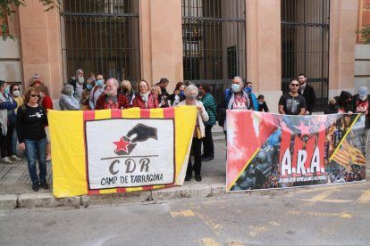 Pla general de la manifestació de suport.