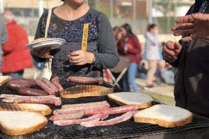 Una de les activitats de la festa és l'esmorzar tradicional.