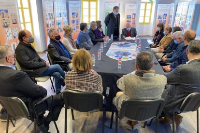 Imagen de la reunión llevada a cabo a Els Pallaresos.