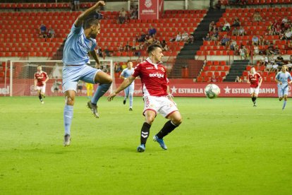 Imagen de archivo del partido amistoso que disputaron al Nàstic y Girona la temporada 2019-20.