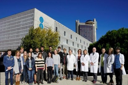 Equip de fotofarmàcia de l'IDIBELL.