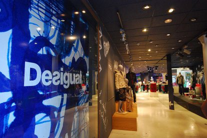 Tienda de Desigual en Barcelona.