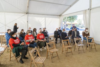 Sessió de debat sobre els usos dels futurs equipaments del sud.