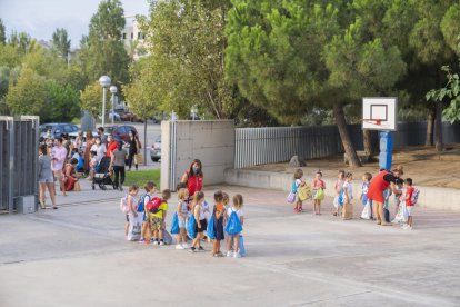 L'Escola Elisabeth de Salou ha optat per mantenir el sistema d'entrades i sortides dels alumnes que es va implantar l'any passat.