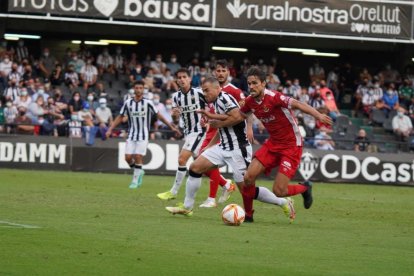 El Nàstic empata al Castalia.