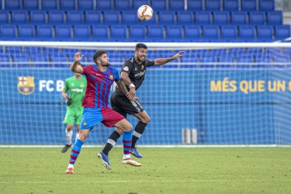 Aythami Artiles, durant un moment de l'amistós entre el Barça B i el Nàstic, que va acabar amb empat i sense gols.