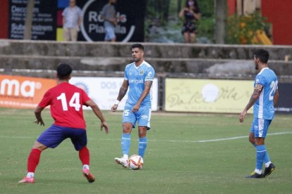 El Nàstic es efectivo y gana delante del Olot (0-1)