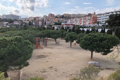 Espacio próximo a la pista de fútbol sala de Miracle, donde está previsto que se ubique el nuevo skatepark.