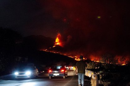 Imagen de las coladas del Cumbre Vieja que se acercan al barrio de la Laguna.