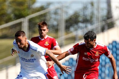 El Castilla s'avança al marcador amb un gol d'Aranda