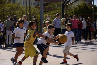 200 niños y niñas participan por primera vez en el Torneo deportivo de La Salle