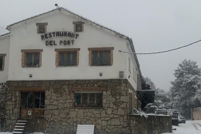 Imatge de la neu a la zona dels Ports aquest dimecres.