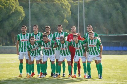 Un dels onzes amb els quals ha jugat l'Atlético Sanluqueño durant la pretemporada.