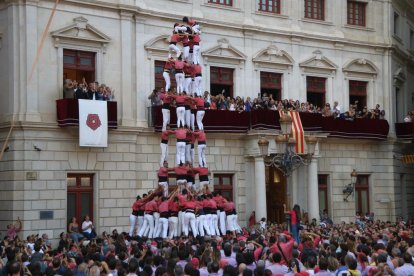 El 5d9f descarregat per la Colla Vella en segona ronda de la Diada del Mercadal.