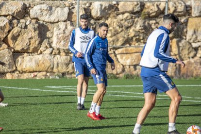 Los nuevos refuerzos del Nàstic este mercado de invierno, Elías Pérez y Dani Romera durante su primer entreno en el club grana.