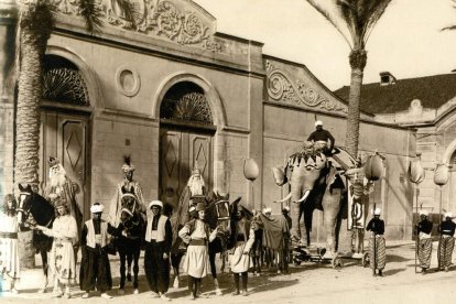 Imatge de la primera cavalcada on va sortir Orient l'any 1921.