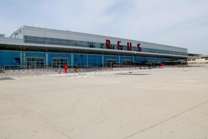 La nova plataforma de l'Aeroport de Reus, l'ampliació de la qual ha costat 12 milions d'euros