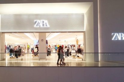 Zara cuenta con un total de 84 tiendas en Rusia.