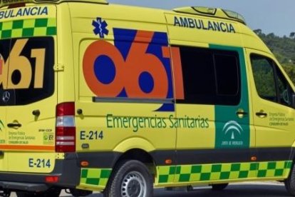 Imagen de una ambulancia modelo Omnia tipo C de Andalucía