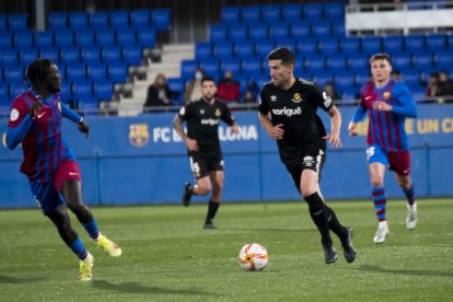 Javi Bonilla ha passat de ser el revulsiu de luxe de Raúl Agné durant la primera volta a ser la referència ofensiva del Nàstic.