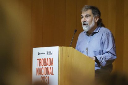 El president d'Òmnium, Jordi Cuixart, parlant a la Trobada Nacional de l'entitat, a Vic.