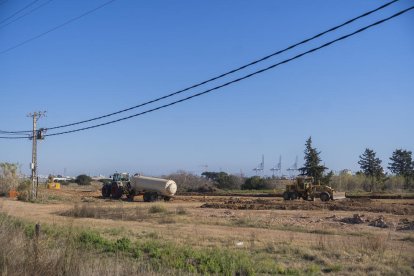 Vista de les obres on ha d'anar el prirmer vial d'accés a la Zona d'Activitats Logístiques.