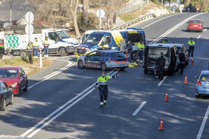 Imatge dels serveis d'emergència al lloc de l'atropellament.