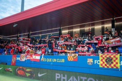 Imagen de la Marea Grana del partido contra el Barça B.