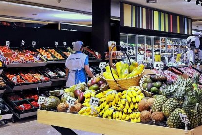 Imagen del interior de una tienda Caprabo.